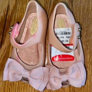 Mini Melissa Toddler Pink Bow Shoes size 5 - never worn